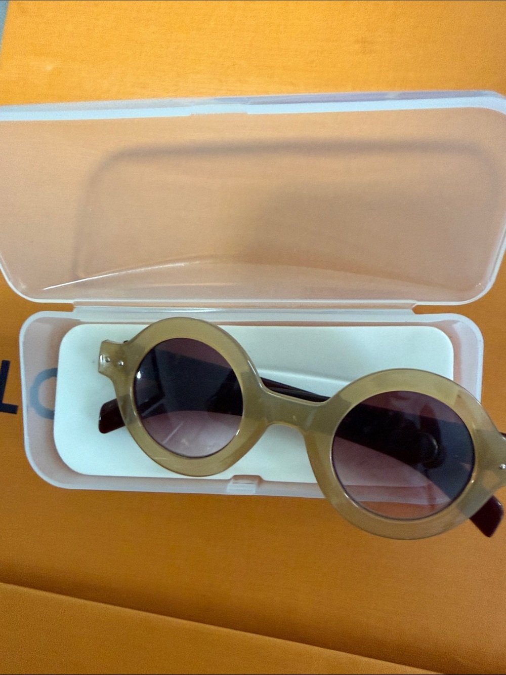 Round Retro Sunglasses in Beige with Brown Lenses
